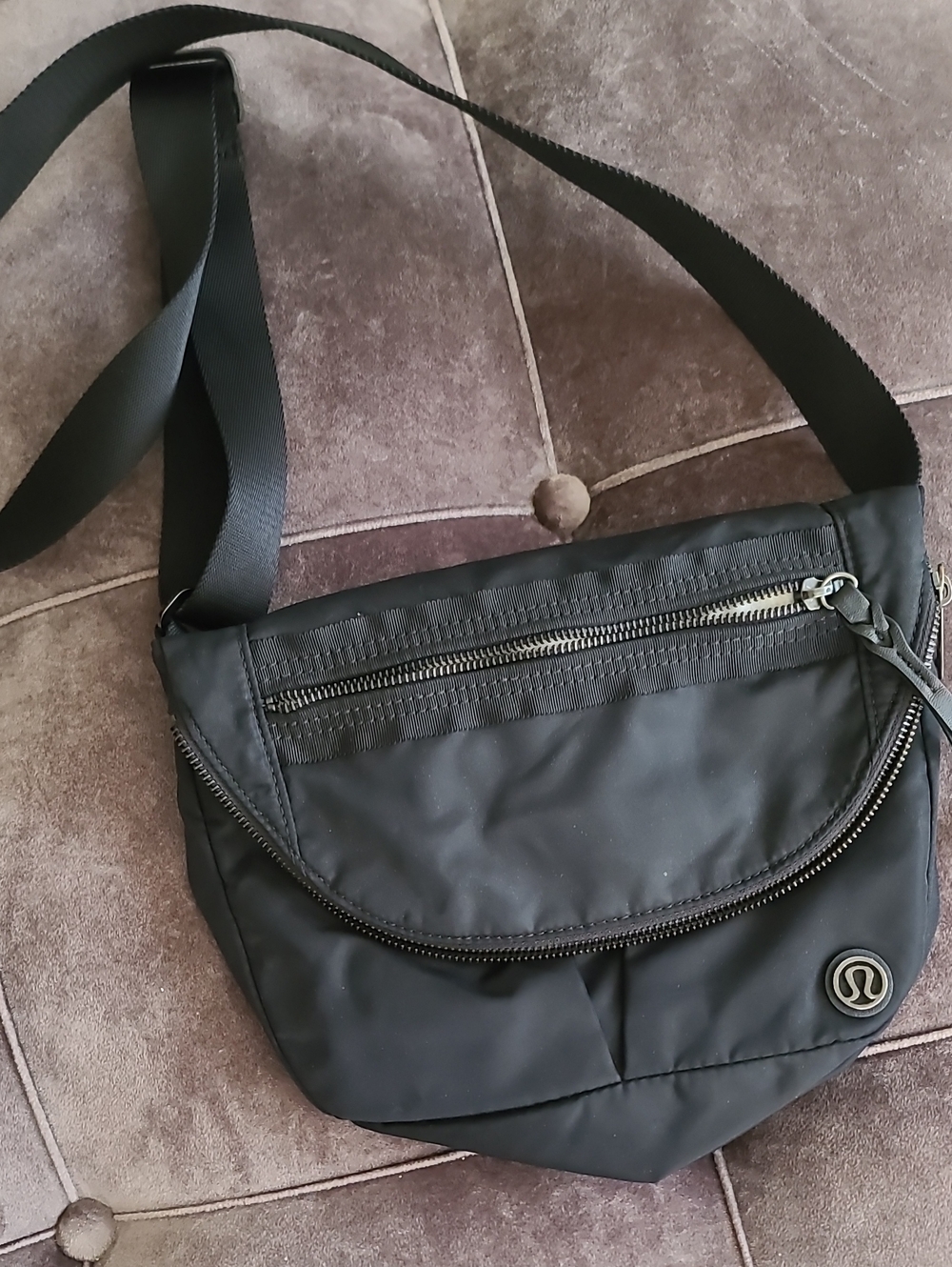 Black Crossbody Bag - lululemon athletica Style